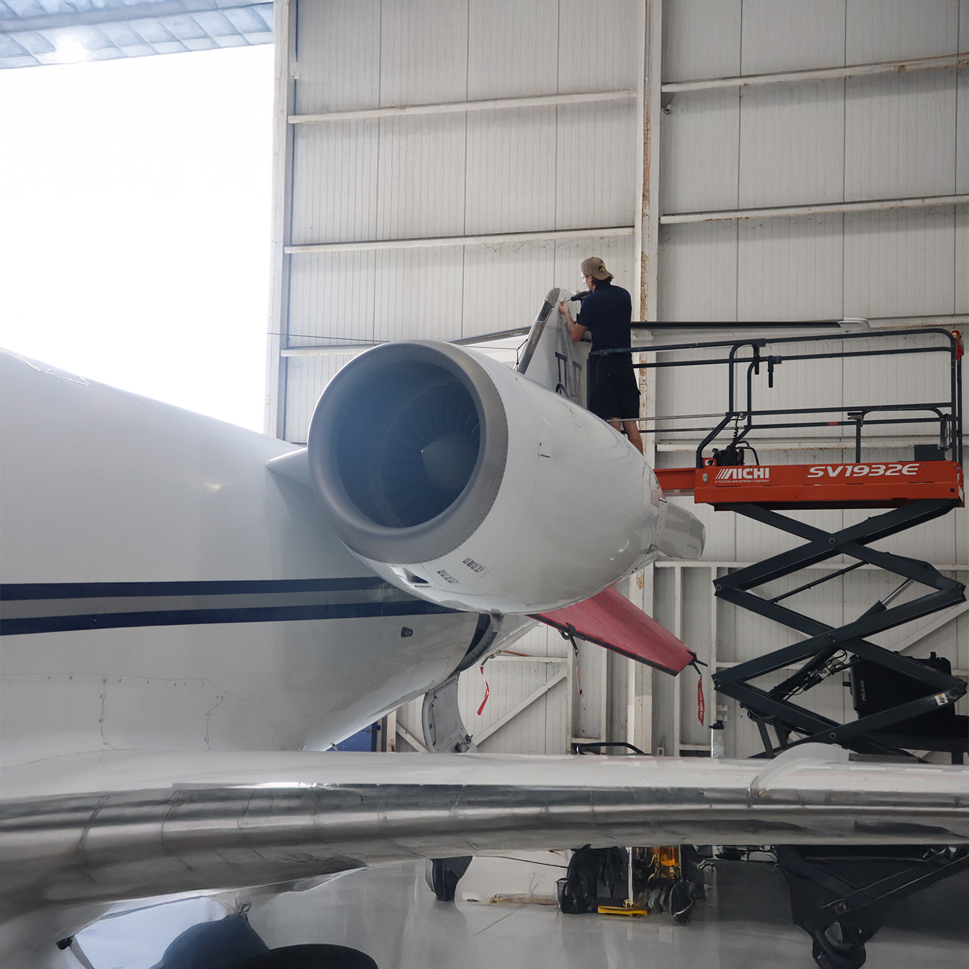 Learjet 1